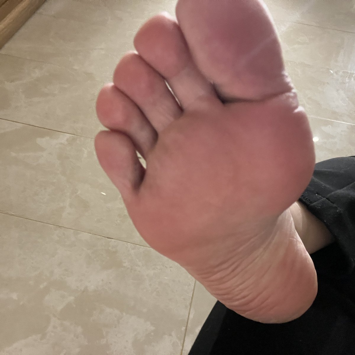 #脚底 #足控 酸的冒味