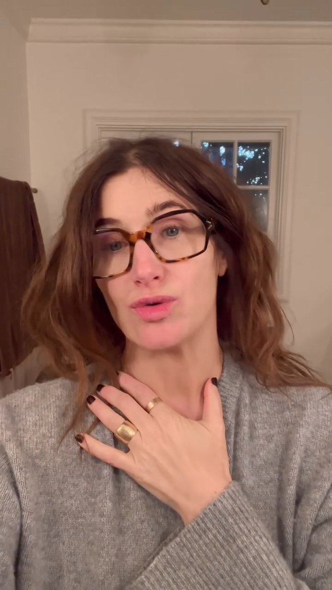 ᅠ
ᅠ

IG Story | IT'S A WRAPPED! ขอบคุณทีมงานและนักแสดงทุกคนสำหรับซีรีส์เรื่องใหม่ที่ถ่ายทำผ่านพ้นไปด้วยดีค่ะ พี่จีนประทับใจทุกวินาทีที่เราอยู่ด้วยกันมาก เตรียมพบกับ H4CKS: REBIRTH ได้ในช่องทาง M4X นะคะ แอบบอกว่าเรื่องนี้พี่จีนเล่นด้วย บาย! #ouatihlw 

ᅠ
ᅠ