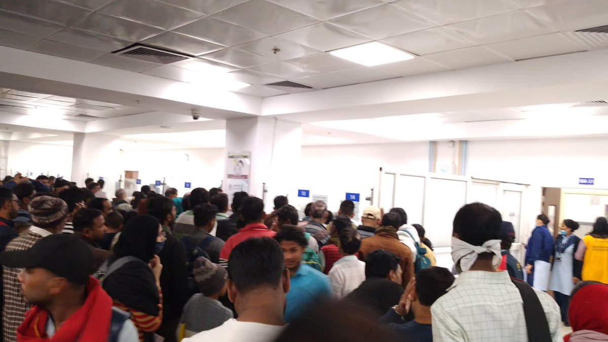 rohitrahul999's tweet image. आ जाओ #Delhi_AIIMS में बिहार के विभिन्न जिलों से लोगों ने अपना ईलाज करवाने के लिए कड़ी मशक्कत कर रहे हैं ??

#BiharHealthSystem #DelhiAIIMS