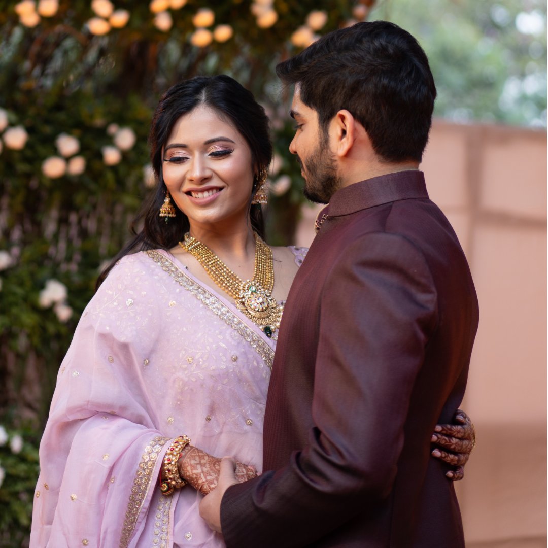 snapperstudio_'s tweet photo. Raj & Rucha’s beautiful pre-wedding moment to remember forever❤️!
A pre-wedding photoshoot captures the love and excitement of a couple before their big day.
Captured by: Snapper Studio
Couple: Raj & Rucha
#RajAndRucha #PreWeddingShoot #SnapperPrachi #SnapperStudio https://t.co/Nk3ArFTPDd