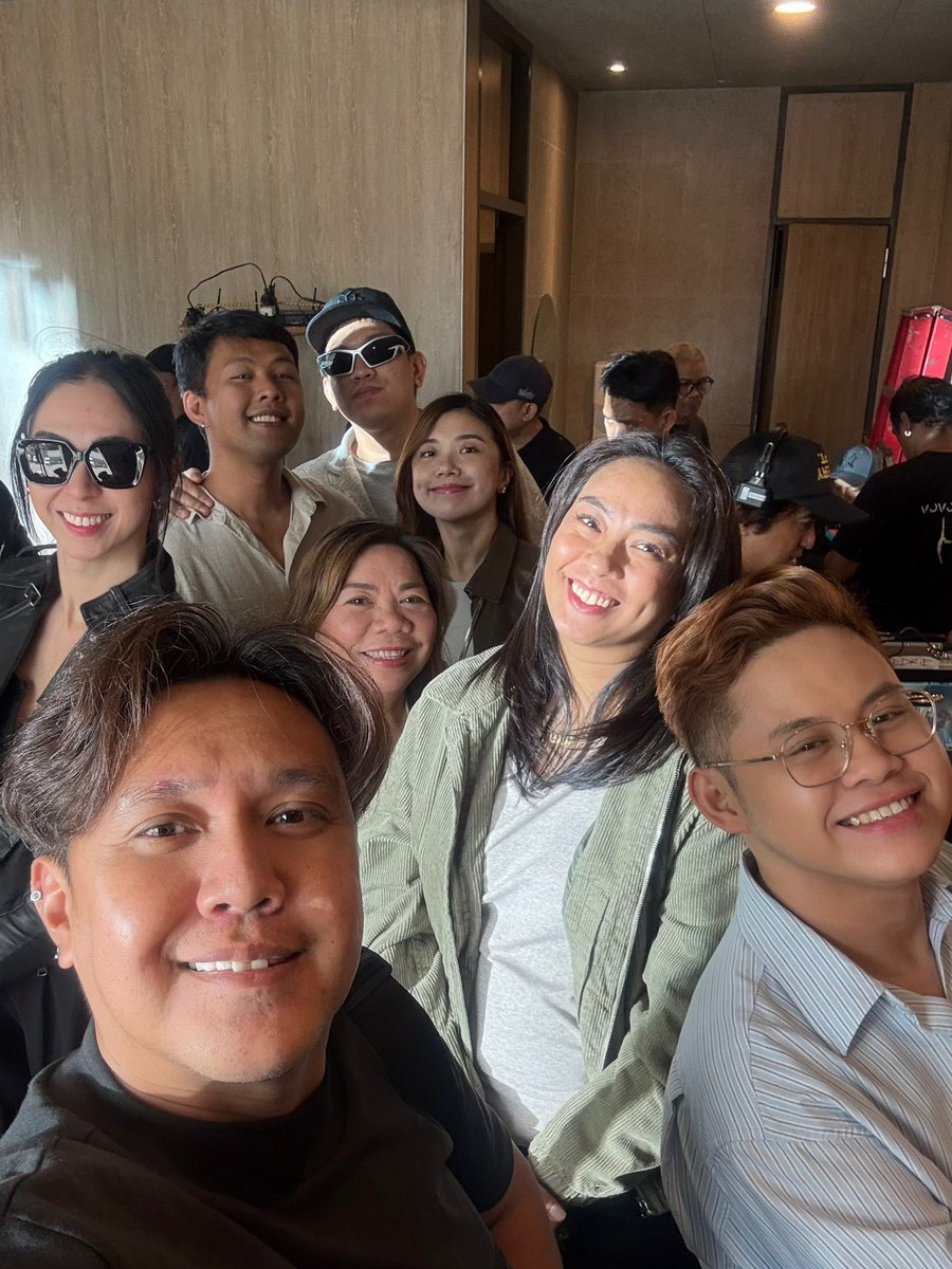 Nathaniphoneph's tweet photo. From First endorsement to second…yey the blessing is pouring #TeamBarDa #BarDa #BarDaTogetherAgain https://t.co/T28sS0Vscb