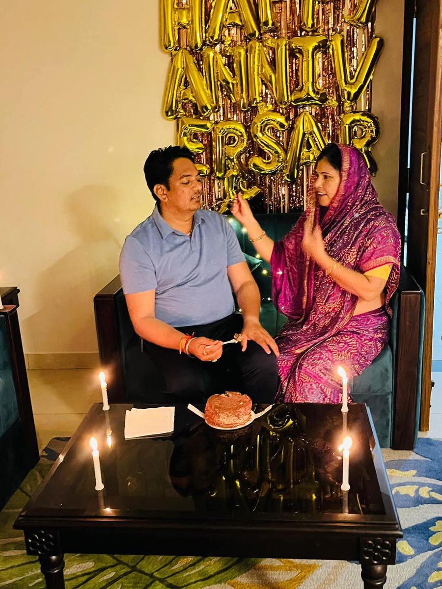 Akhil Bhartiya Saini Samaj (@abssorg) on Twitter photo राजस्थान सरकार के कैबिनेट मंत्री श्री अविनाश गहलोत एवं श्रीमती मीरा गहलोत जी को वैवाहिक वर्षगांठ पर ढेर सारी शुभकामनाएं
आपका परिवार(पत्नी एवं बच्चों समेत समाज और राज्य) खुशहाल रहे ऐसी मंगलकामनाएं
<a href="/AvinashGehlot_/">Avinash Gehlot</a> <a href="/VaibhavGehlot80/">Vaibhav Gehlot</a> <a href="/KumariDiya/">Diya Kumari</a> राजस्थान सरकार के कैबिनेट मंत्री श्री अविनाश गहलोत एवं श्रीमती मीरा गहलोत जी को वैवाहिक वर्षगांठ पर ढेर सारी शुभकामनाएं
आपका परिवार(पत्नी एवं बच्चों समेत समाज और राज्य) खुशहाल रहे ऐसी मंगलकामनाएं
<a href="/AvinashGehlot_/">Avinash Gehlot</a> <a href="/VaibhavGehlot80/">Vaibhav Gehlot</a> <a href="/KumariDiya/">Diya Kumari</a>