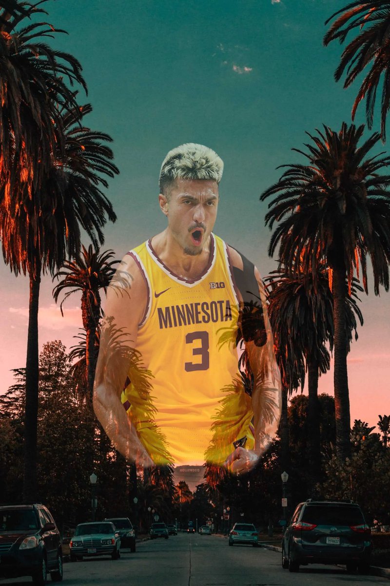 A GOLDEN sunset in Los Angeles this evening.