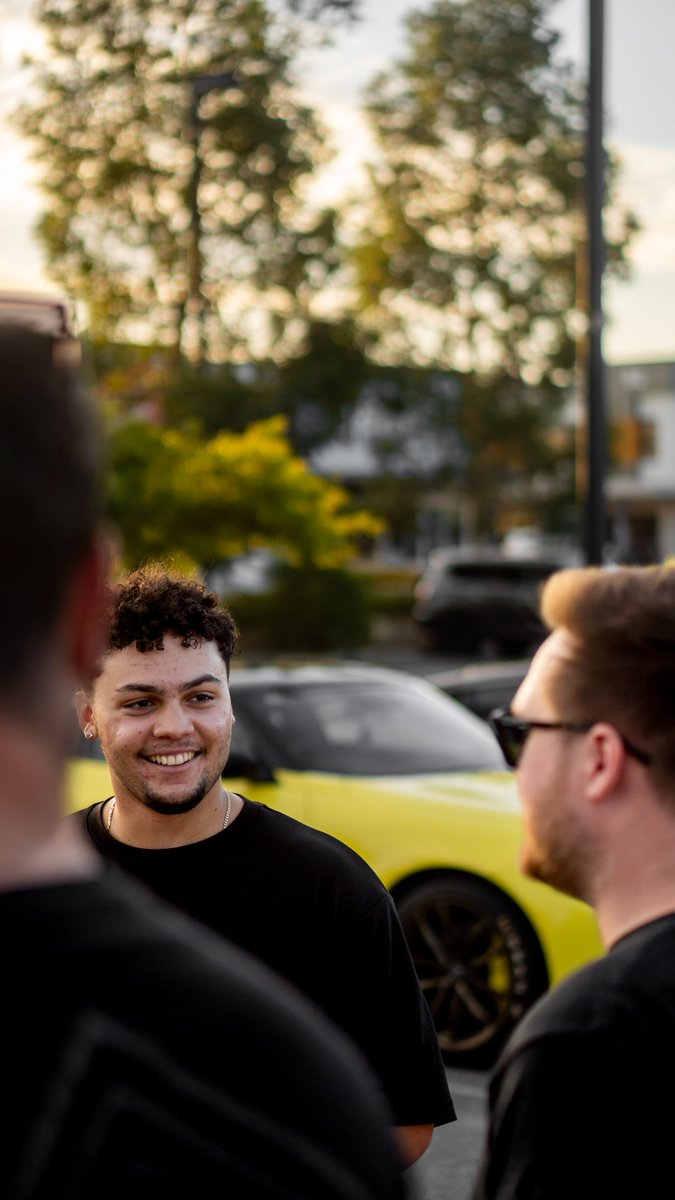 capturewithfj's tweet photo. @josh_._sl was such a lad to have met and taken some photos with. Rocking up with his beautiful Nissan Z, his car was vibrant and turning heads parked up along with all the other Z's at the meet.

Such a good time and some spectacular photos ❤️ https://t.co/bxhWaCu9eZ