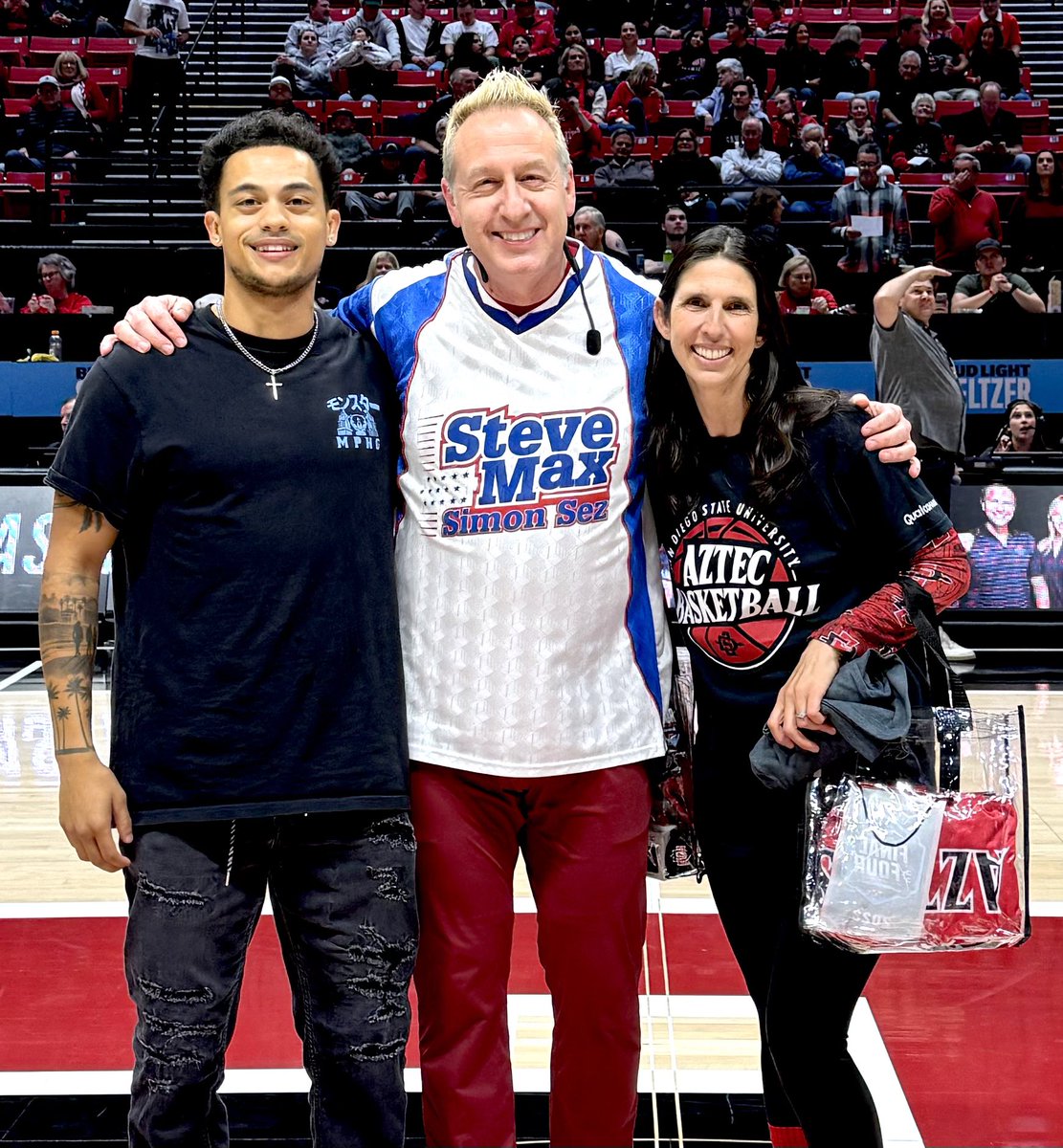 Steve Max (@simonsezguy) on Twitter photo Great stuff tonight at the <a href="/ViejasArena/">Viejas Arena</a> ! Simon Sez ... thx for the love <a href="/Aztec_MBB/">San Diego State Men's Basketball</a> fans. ❤️ <a href="/GoAztecs/">San Diego State Aztecs</a> #NCAA #SimonSays #HalftimeShow Great stuff tonight at the <a href="/ViejasArena/">Viejas Arena</a> ! Simon Sez ... thx for the love <a href="/Aztec_MBB/">San Diego State Men's Basketball</a> fans. ❤️ <a href="/GoAztecs/">San Diego State Aztecs</a> #NCAA #SimonSays #HalftimeShow
