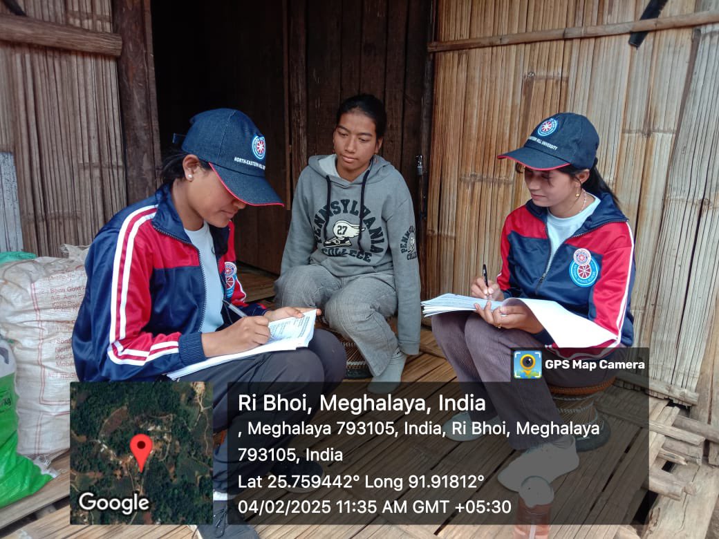 NssRBSC's tweet photo. The NSS volunteers of Ri Bhoi synod college has successfully conducted the Economic survey in the adopted village at Umsmu during the annual special camp. .
.
.
.
.
.
#nss #nssindia #nsscamp #ribhoi #ministryofyouthaffairsandsports #india
@_NSSIndia @nss_rdguwahati @CellNehu https://t.co/jtjddE7Tbr