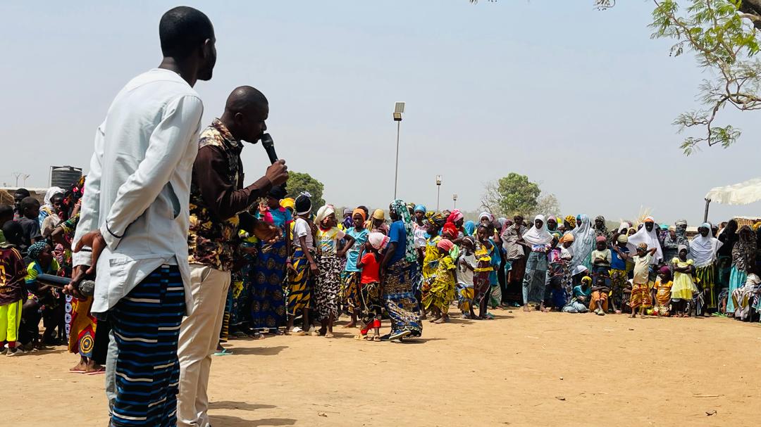 UNHCR Côte d'Ivoire (@unhcrciv) on Twitter photo <a href="/UNHCRCIV/">UNHCR Côte d'Ivoire</a> Représentant <a href="/OlivierBeer1/">Olivier Beer</a> cette semaine a rencontré M. Cheick Oumar OUATTARA, directeur de la Banque islamique de développement <a href="/isdb_group/">IsDB Group</a>, pour discuter des voies et moyens pour rendre les communautés et demandeurs d’asile plus résilientes. <a href="/UNHCRCIV/">UNHCR Côte d'Ivoire</a> Représentant <a href="/OlivierBeer1/">Olivier Beer</a> cette semaine a rencontré M. Cheick Oumar OUATTARA, directeur de la Banque islamique de développement <a href="/isdb_group/">IsDB Group</a>, pour discuter des voies et moyens pour rendre les communautés et demandeurs d’asile plus résilientes.