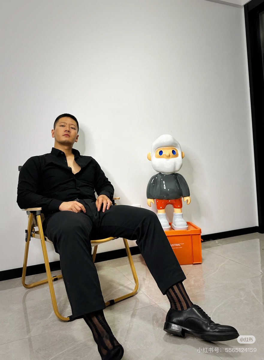 Sheer socks master
紳士絲襪社區「男紳襪空間」期待大家加入。The gentlemen’s sheer socks community, “Men’s Sheer Socks Space” welcomes everyone to join. mensheersocks.xyz