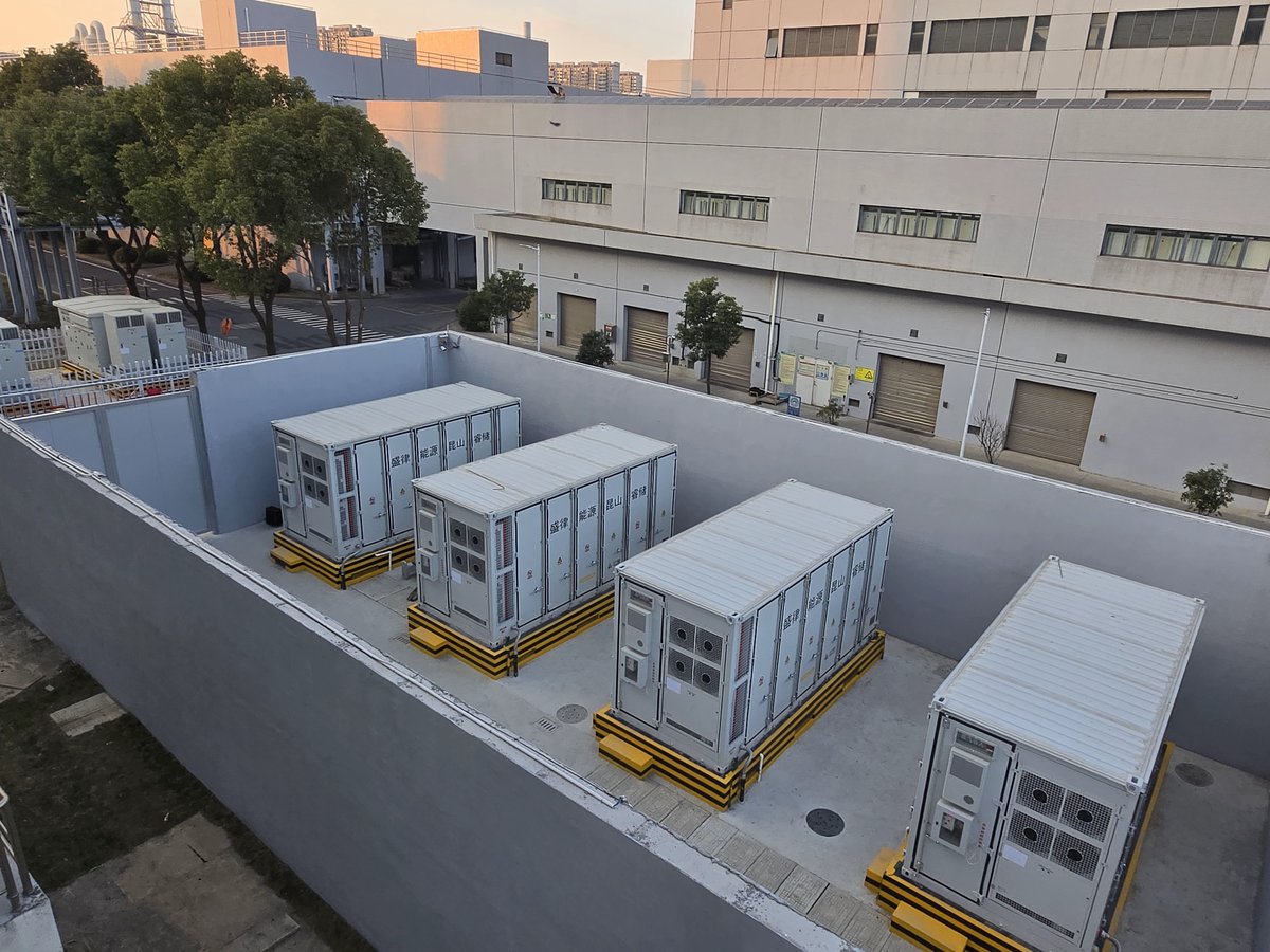 AlphaESS's tweet image. AlphaESS Empowers Semiconductor Sector: 12.4 GWh Annual Discharge, Cutting Electricity Costs by $232,000

#AlphaESS #EnergyStorage #SmartGrid #IndustrialSolutions #LowCarbon #Sustainability