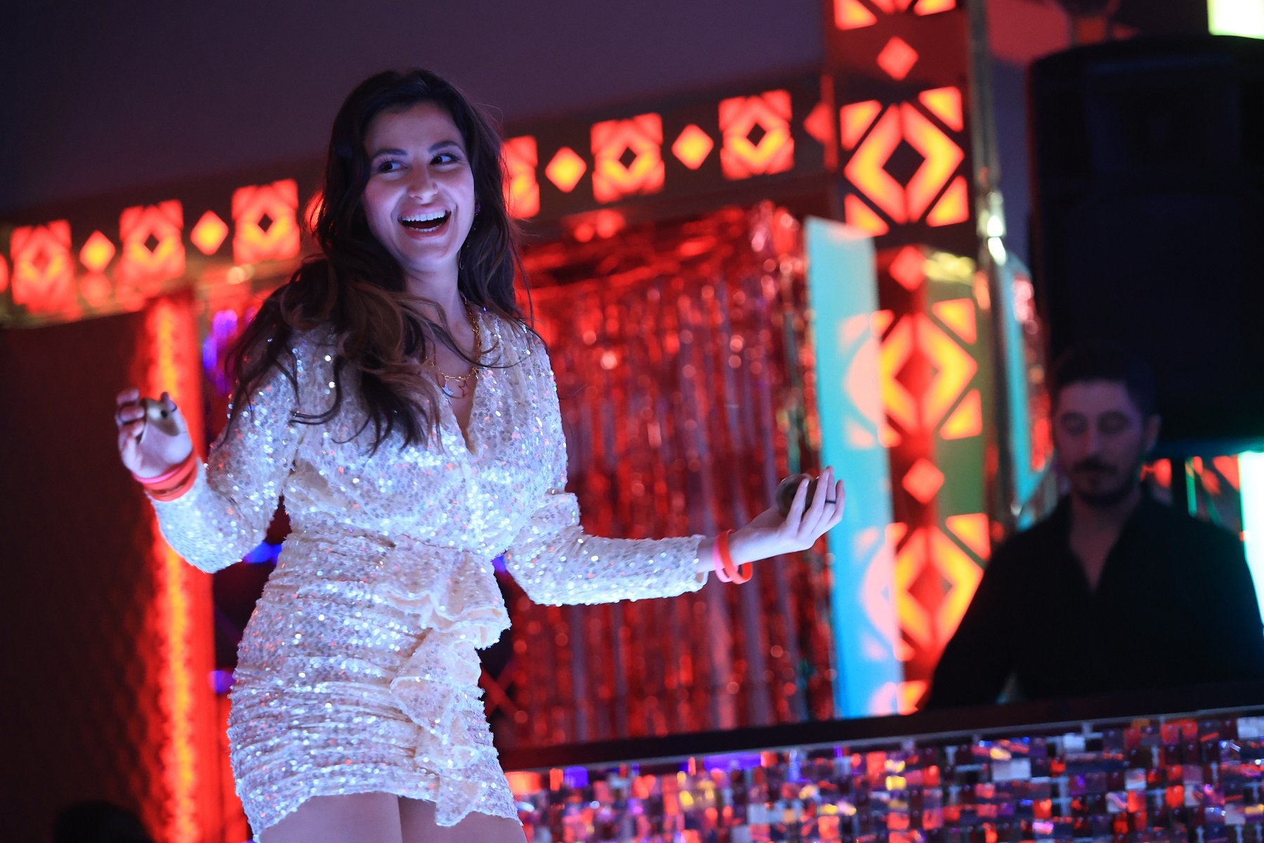 GkIdOziWAAAoKP7?format=jpg&name=large