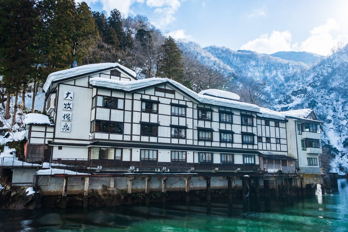Discover the soothing and scenic hot springs of Toyama!

♨️ Unazuki Onsen
♨️ Himi Hot Spring Village
♨️ Omaki Onsen
♨️ Shogawa Onsen Area
♨️ Kasuga Hot Spring Village

Which will you visit first? 
#Toyama #Onsen #JapanTravel