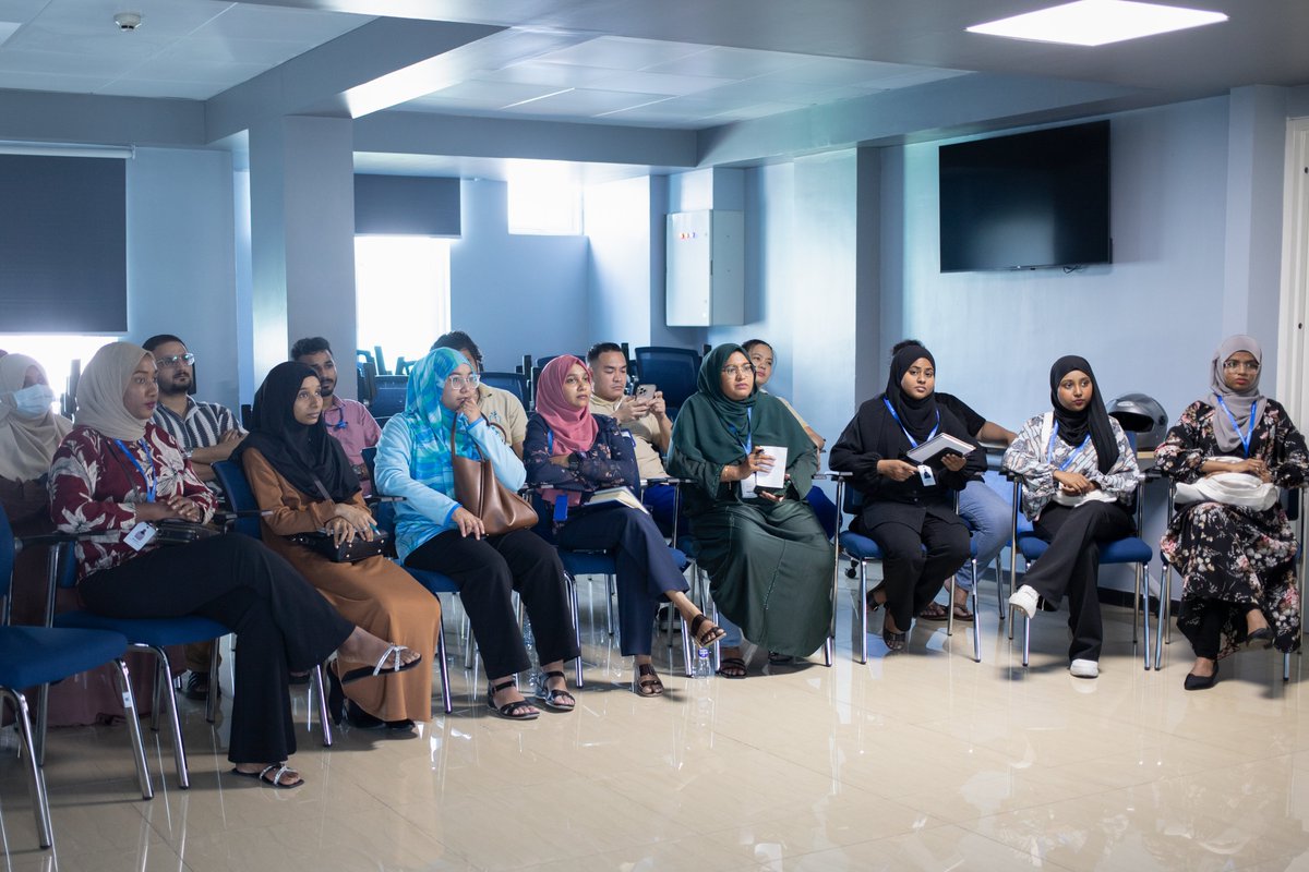 Enhancing focus, reducing stress, and improving care!

Aminath Rishfa, Head, Nurse and Patient Education, Internal Trainer led an insightful session on mindfulness in the workplace, helping our hospital staff cultivate a calm and balanced mindset.

#ADKHospital #HealthCare