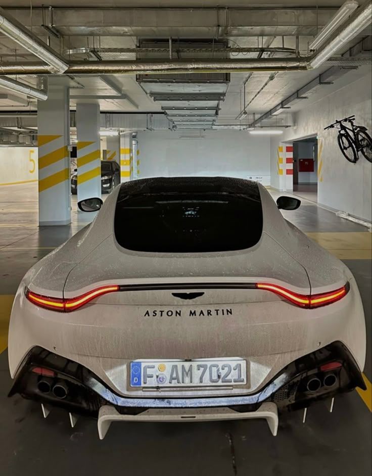 Aston Martin Vantage ❄️