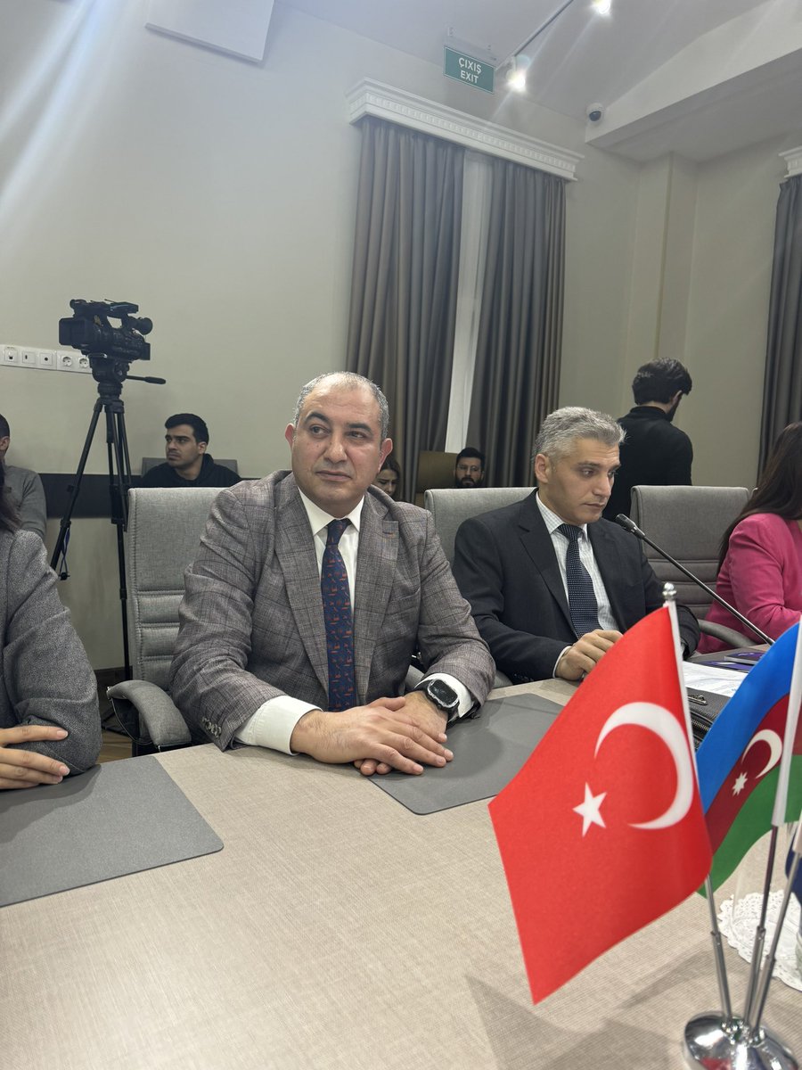 NCanbaxisli's tweet photo. “Azərbaycan Respublikası ilə Türkiyə Respublikası arasında media sahəsində strateji əməkdaşlıq haqqında”Anlaşma Memoramdumunun 5 ili:birgə fəaliyyətə baxış,gələcək hədəflər”.
Toplantısında. https://t.co/hAtBvzneGj
