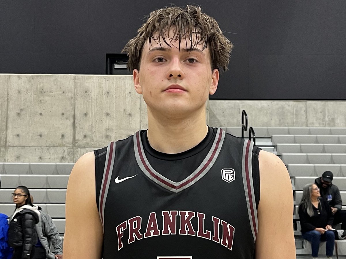 Tough loss tonight but as he has all season long, <a href="/m15_shea/">Shea McKenzie</a> did his best to try and keep the Lightning competitive. The Franklin senior posted 21 points on a variety of hard drives to the hoop and jumpers out past three point range, all while also grabbing 9 rebounds.