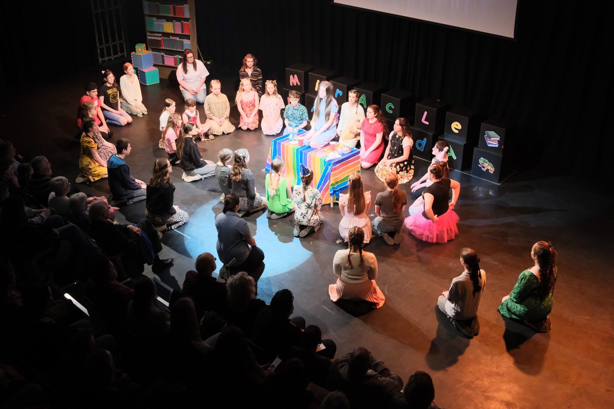 Here are some photos from our recent production of Matilda Jr. We are so incredibly proud of our cast as they conducted themselves with such professionalism on the stage. Here’s to the next one! 🎭📚<a href="/BrynMusic/">Bryn Celynnog Music Department</a> <a href="/Bryn_Celynnog/">Bryn Celynnog</a>