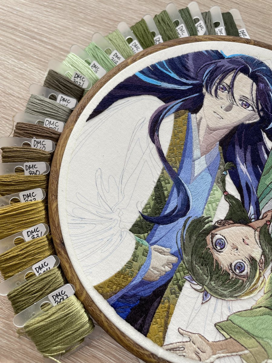 haru_hm0427's tweet image. 模様刺すの時間かかりました
ここだけで17色使ってます🪡

#薬屋のひとりごと 
#刺繍