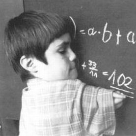 mariobianchi18's tweet photo. Il #19febbraio 1968 i produttori del #Talidomide (l'antinausea per le donne incinte) concordano con l'Alta Corte del Regno Unito il risarcimento per le famiglie di 62 bimbi nati con gravissime malformazioni. L'azienda Distillers Compagny verserà circa un mln e mezzo di sterline. https://t.co/inT1TAl3GC