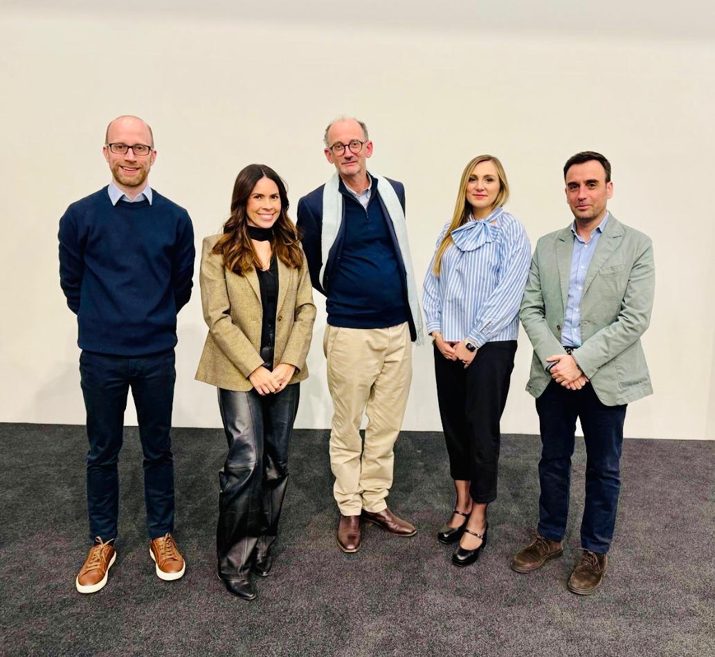 ✨ ECCO Congress has just begun, and so has my new journey as an EpiCom Committee Member! ✨ 
I am truly grateful and excited to start this new adventure, working alongside an incredible team.
💡🔬 #ECCO2025 #EpiCom #GreatTeamwork #NewBeginnings