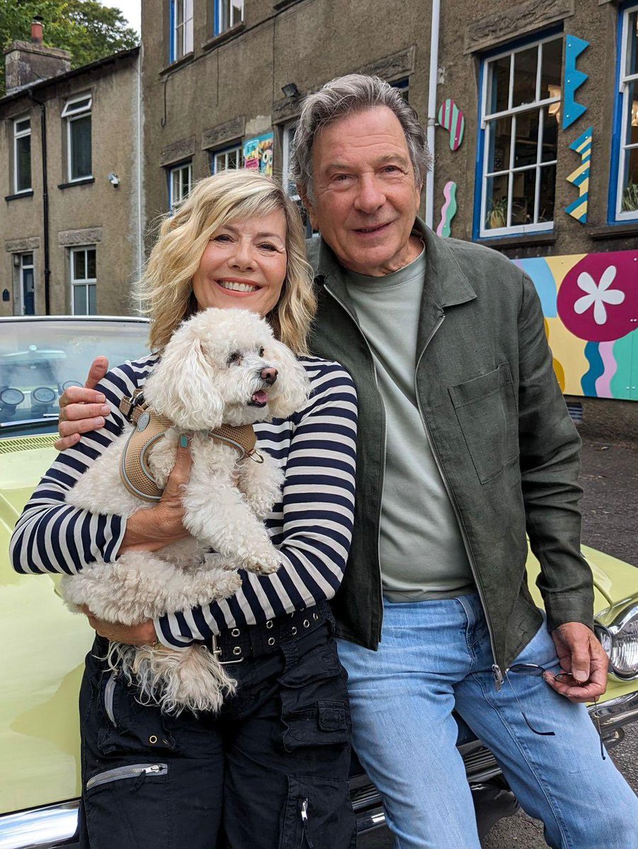 Glynis Barber tweet media