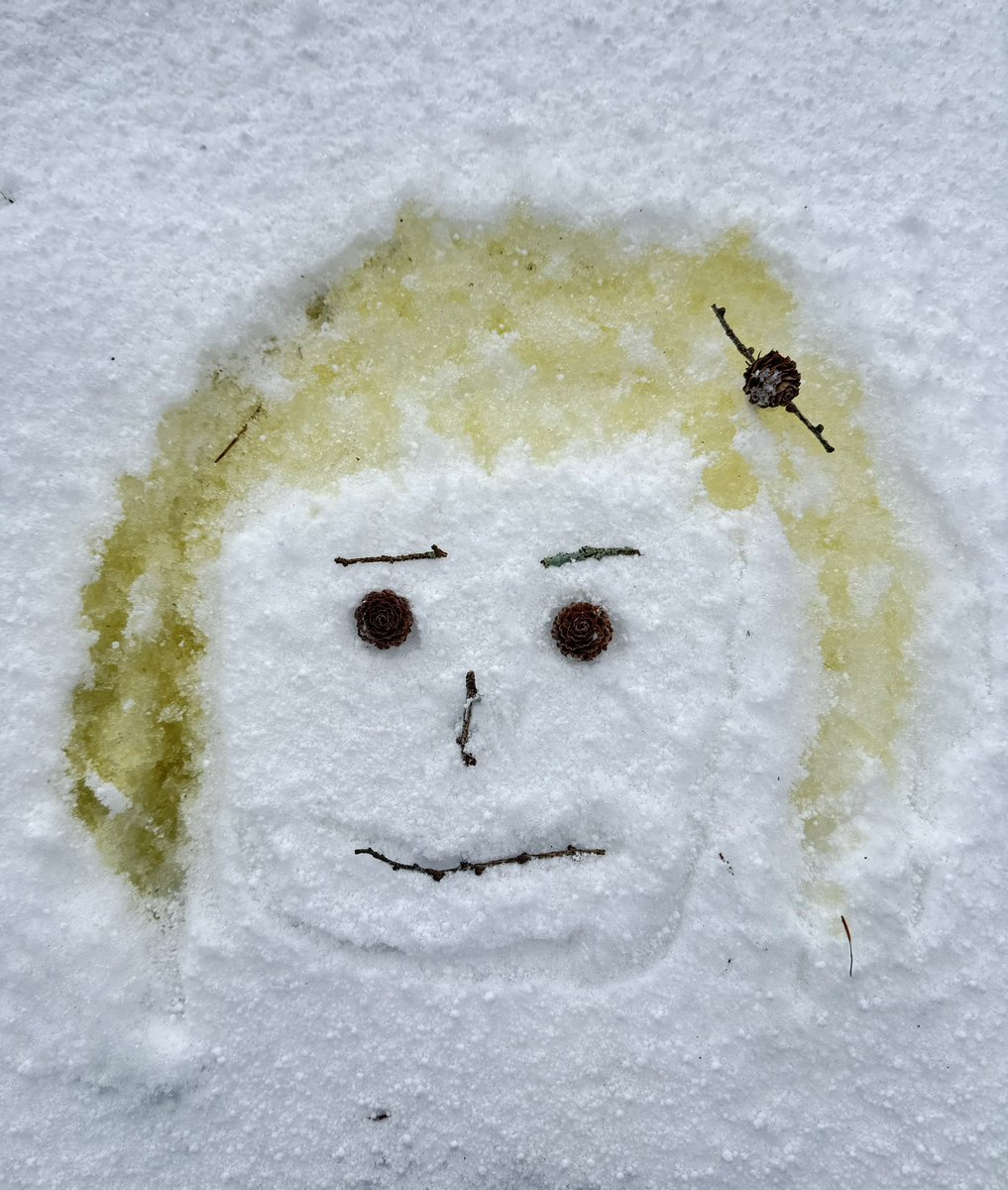 桃鈴ねねさんのにがおえ