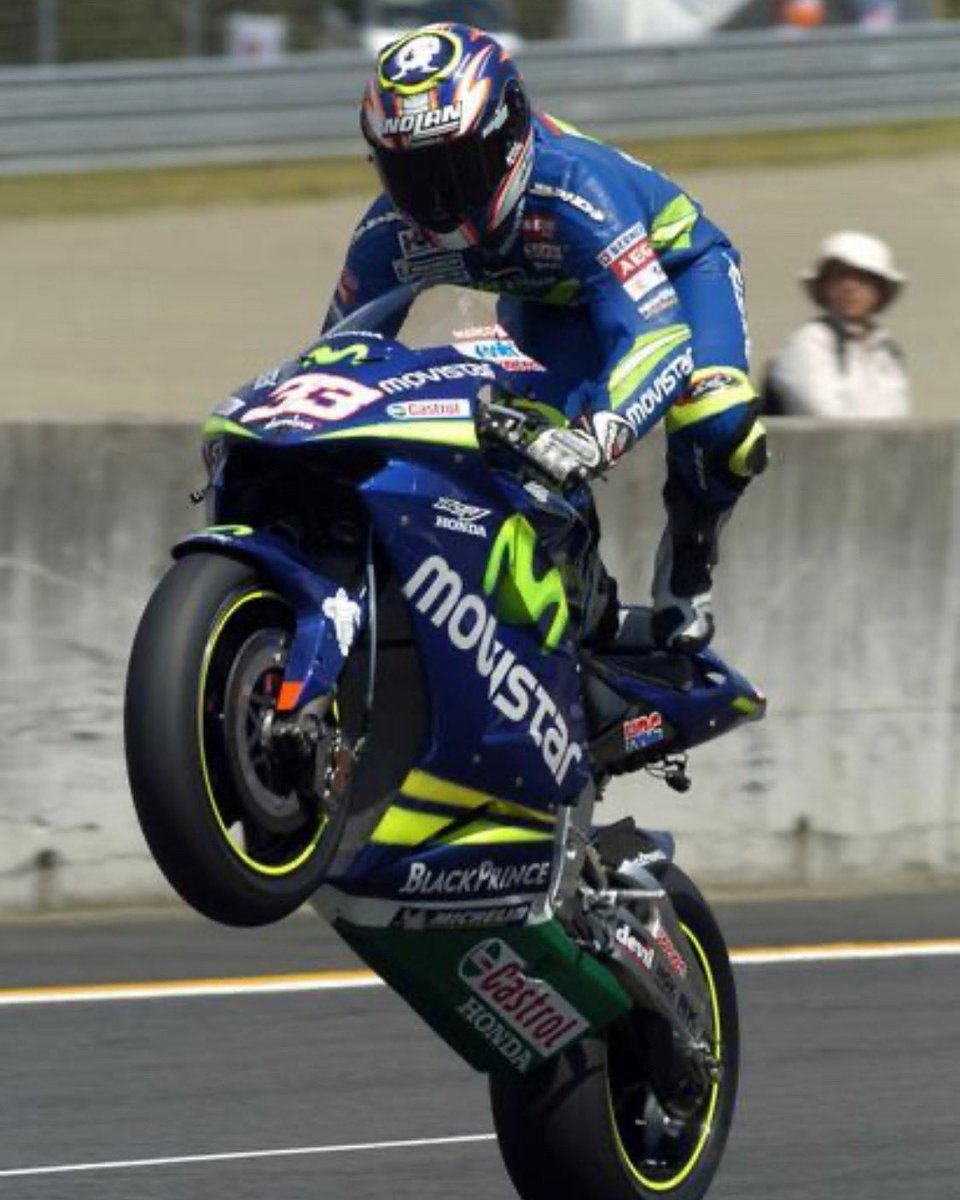 #wheelie #Wednesday #wheeliewednesday #mm33 #motogp #honda #hrc