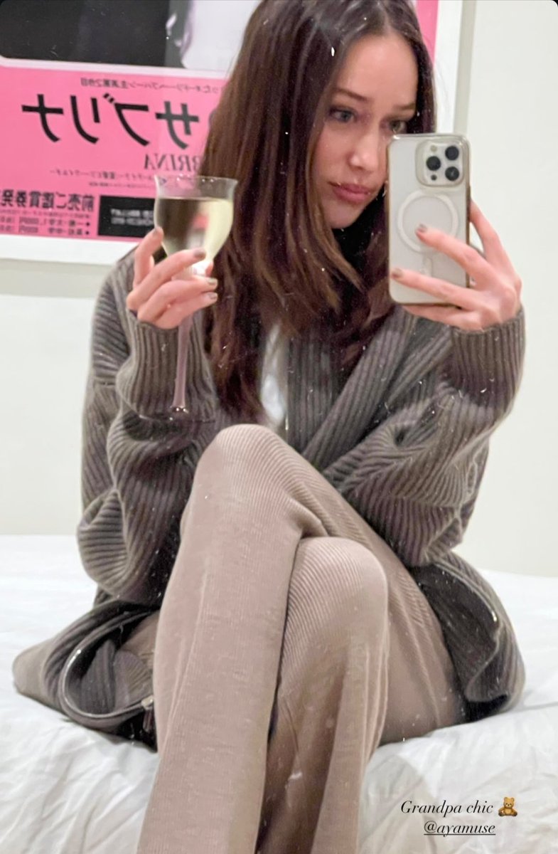 LexaGold1 tweet media