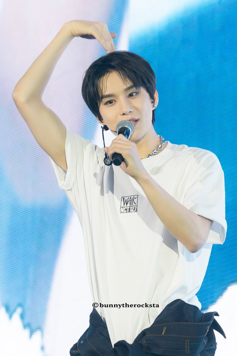 250119 The Momentum

강아지 생일축하해 복복복,,,🫳🫳

#Jungwoo27thCandyParty
#정우의_스물일곱도_같이걸을래
#NCT #NCT127 #정우 #JUNGWOO #ジョンウ