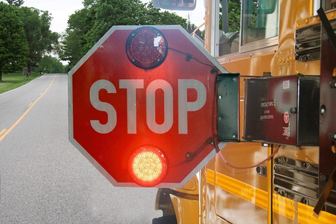 In a normal year, 500,000 buses nationwide take 26 million students to and from school each day. Adding field trips, sports and other activities means buses log 10 billion miles every year. See the red flashing lights of a bus? STOP! youtube.com/watch?v=ukcCqm…