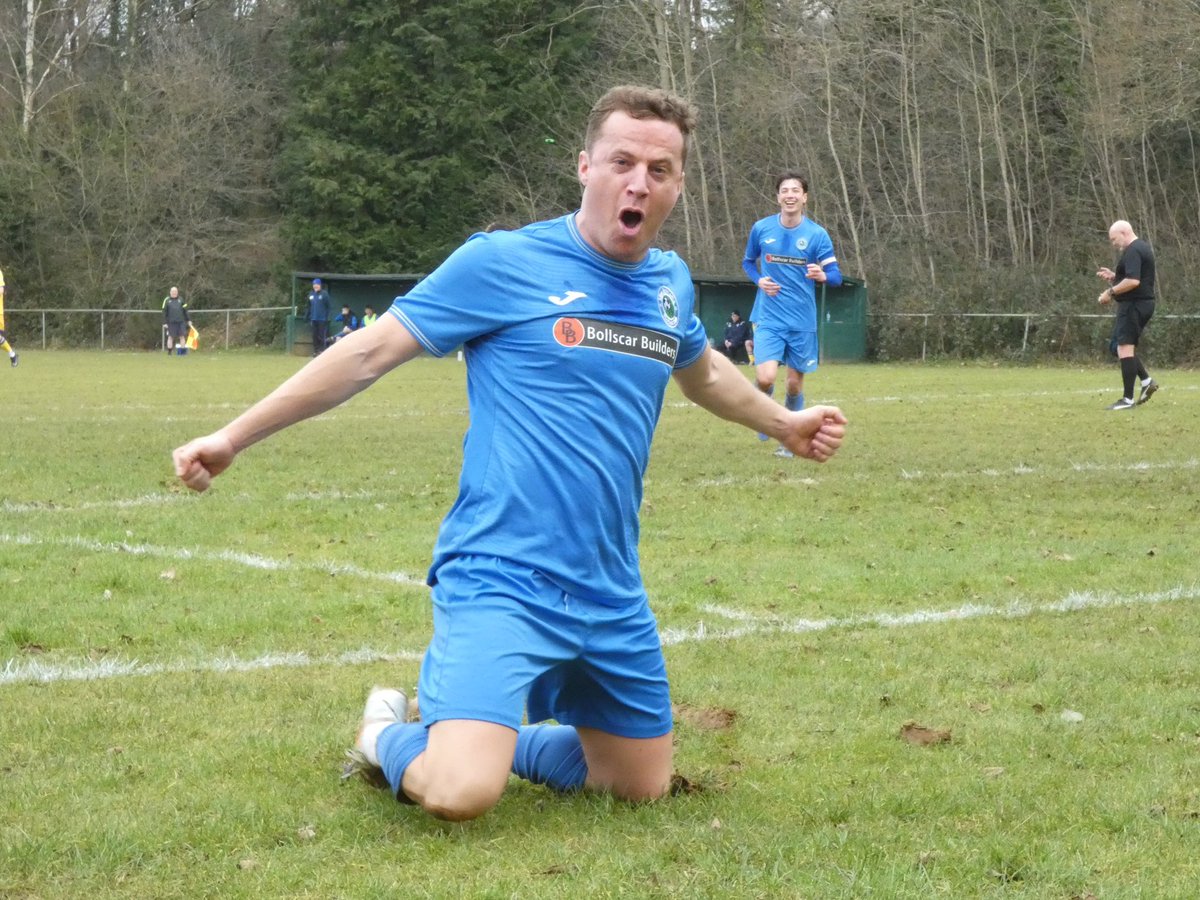 Liss Athletic FC tweet media