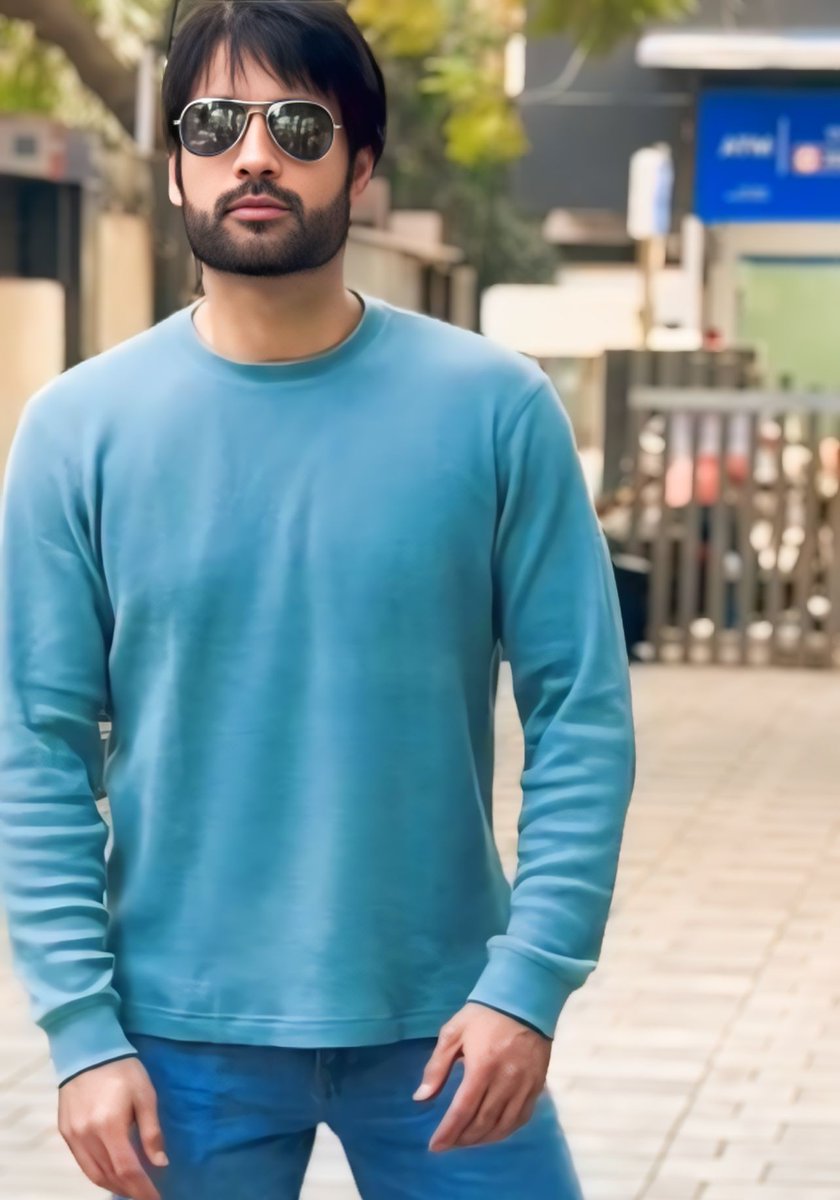 Sumaita0106's tweet photo. Our hero 😎 
Something is cooking in T-Series 🥰.
@VivianDsena01 looking so cool😎 https://t.co/YB40OkMTAc