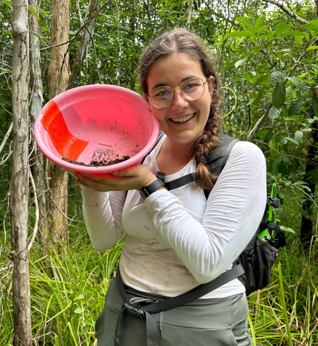 Crowther Lab (@crowtherlab) on Twitter photo Woooo! Passed the aptitude colloquium with flying colors! Congratulations <a href="/matibraga99/">Matilde Bragadini</a>, you've got the world (and all that soil) in the palm of your hand. Woooo! Passed the aptitude colloquium with flying colors! Congratulations <a href="/matibraga99/">Matilde Bragadini</a>, you've got the world (and all that soil) in the palm of your hand.