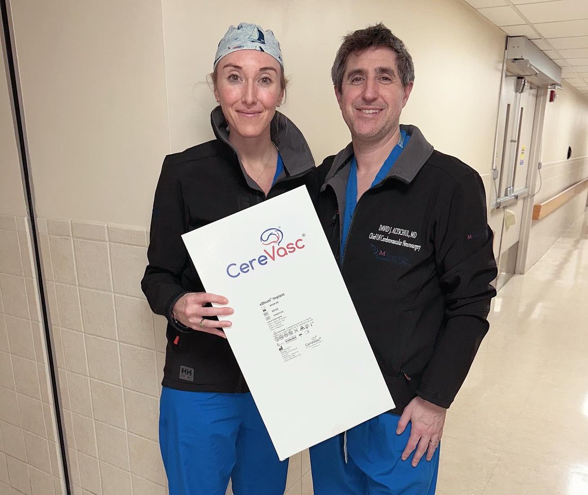 amandaebaker's tweet image. Team @Monte_NIS enrolled another patient in the @cerevasc pilot trial for the E-shunt, an endovascular treatment for NPH 🧠💦
🙏🏻🙏🏻🙏🏻 @circleowillis
@MontefioreRAD @MonteNeurosg @NeuroMonteEinst @MontefioreNYC