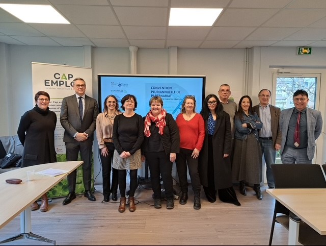 Signature d’une convention pour l’insertion des travailleurs en #ESAT.
La #FondationANAIS s’engage aux côtés du Service Public de l’Emploi et des ESAT d’Eure-et-Loir pour sécuriser les parcours professionnels et favoriser l’accès à l’emploi des personnes en situation de #handicap