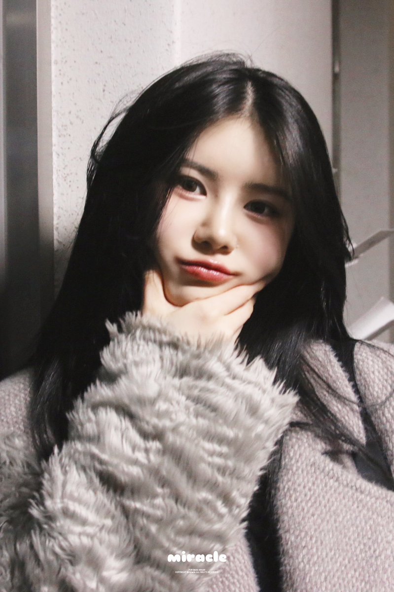 250219 
오늘의 고양이

#민아 #MINAH #베베 #BEBE