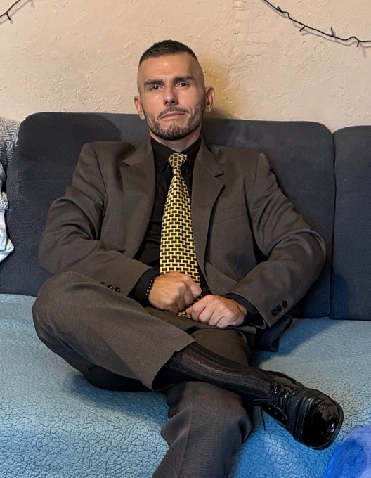 Watch Werther Blue's leaked NSFW photo on TwXstars