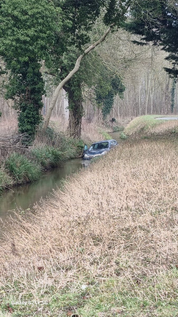 Becky Emmins tweet media