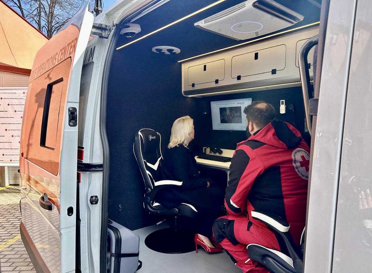 USAmbNMacedonia's tweet photo. Today I joined @cuk_rsm and @SkopjeRedCross for the handover ceremony of a mobile command center, donated through @US_EUCOM’s #OHDACA, to support disaster preparedness and coordination for years to come. We stand in partnership together to save lives. https://t.co/i5yqB1jdjt