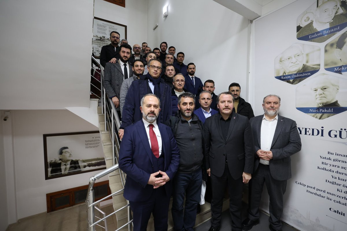 İletişim Platformu tarafından düzenlenen “28 Şubat ve Sivil Toplumun Etkisi”  konulu programda, millet iradesini hedef alan vesayetçi anlayışın yol açtığı mağduriyetleri ve bu süreçte sivil toplumun oynadığı kritik rolü değerlendirdik.

28 Şubat, sadece belirli kesimlerin değil,