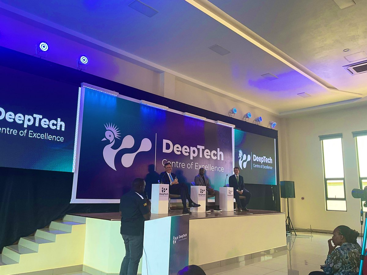 Wal_eVisual's tweet image. Uganda’s biggest innovation challenge is not resources, intellectual capacity or industrial capacity. That is abundant in this country. Execution is. If you’re disciplined enough to improve yourself everyday, you’ll always shine through.