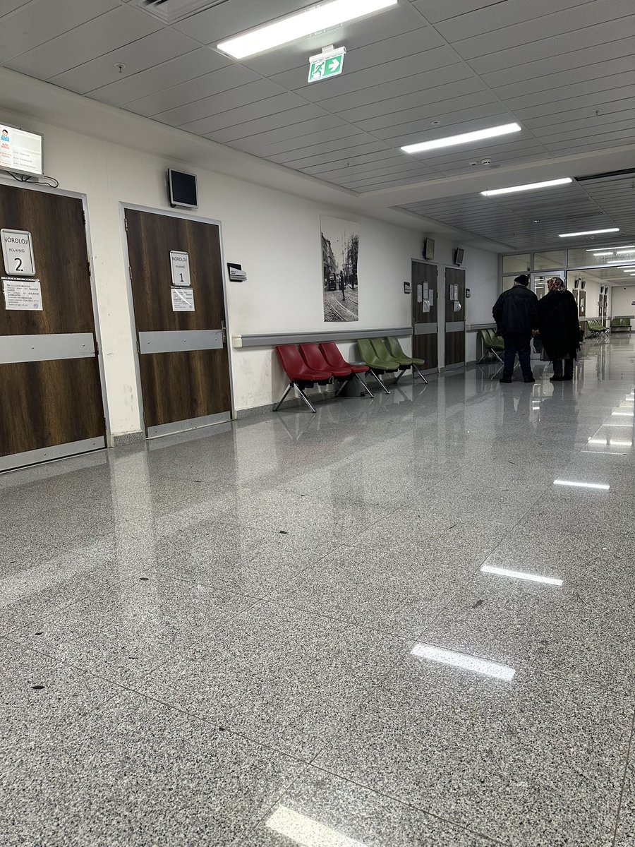 Kar söylentisi bile İstanbul’u durdurmaya yetiyor. Yoksa devlet hastanelerini böyle görmek ne mümkün.