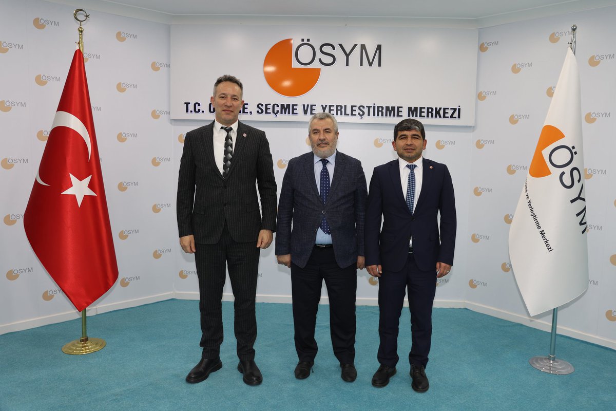 ÜNİPERSEN'DEN ÖSYM BAŞKANI PROF. DR. BAYRAM ALİ ERSOY'A ZİYARET

Sendika olarak, ÖSYM Başkanı Prof. Dr. Bayram Ali Ersoy’u makamında ziyaret ederek sınav görevlendirmeleri konusundaki taleplerimizi ilettik.

ÖSYM, Anadolu Üniversitesi, İstanbul Üniversitesi ve Erzurum Atatürk