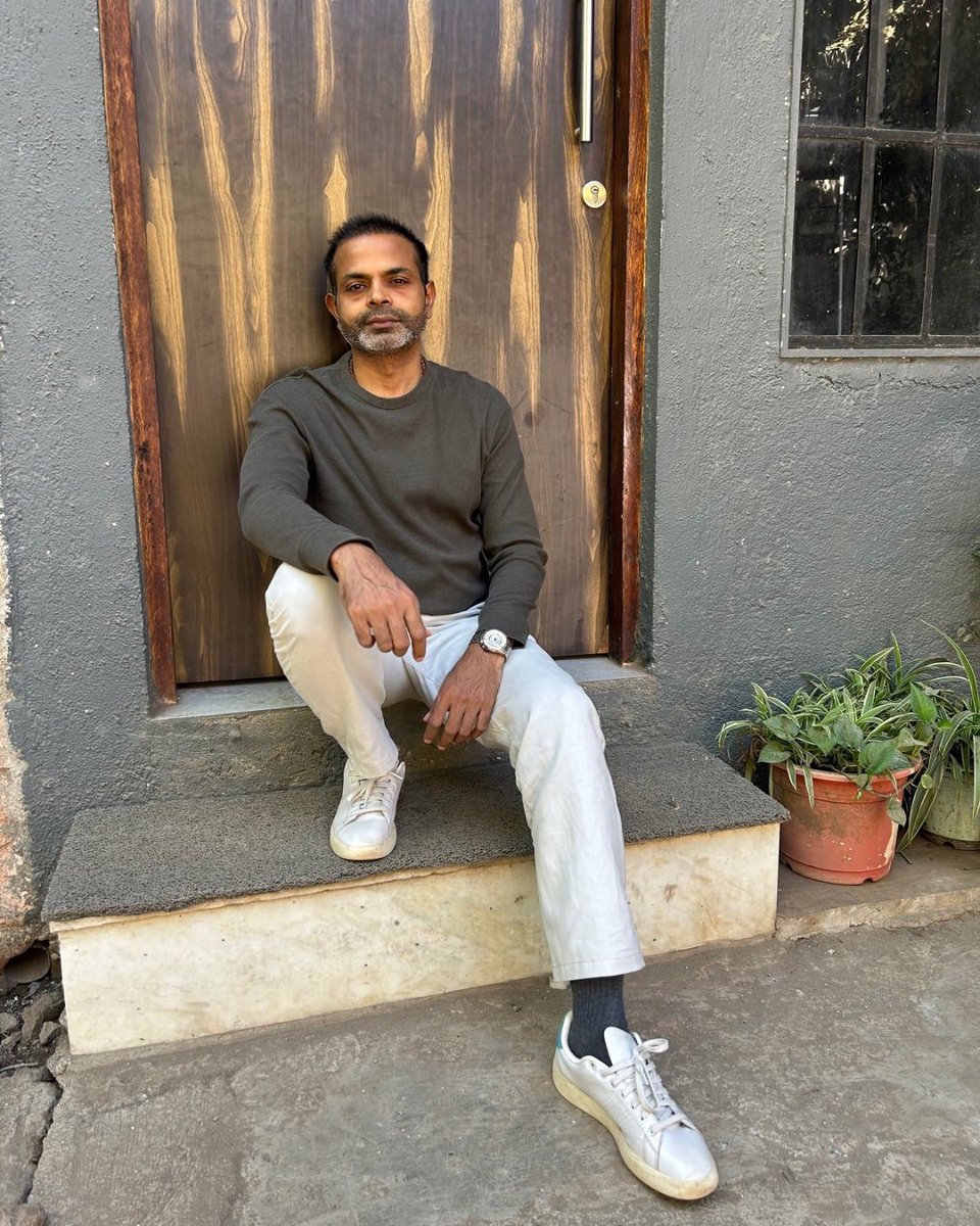 iactorpradeep's tweet photo. 🎭🎬❤️

#actor #actorpradeepkumar #actorlifestyle #shooting #webseries #film #drama #theatre #play #cinema #Bollywood #hollywood #oscar 🎬🎭❤️ https://t.co/O5VcEOw04p