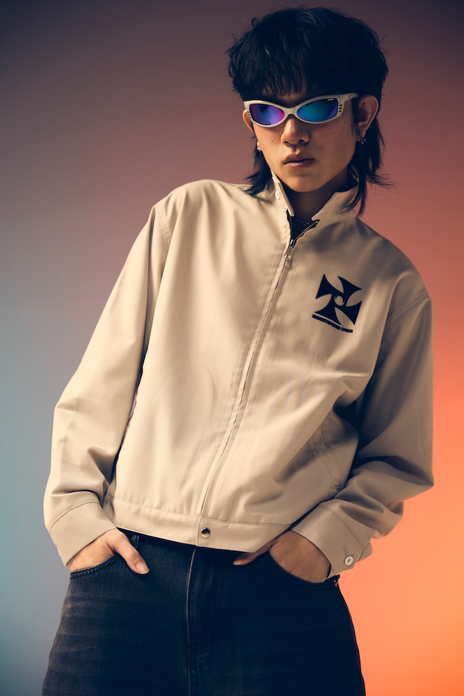 CheckFeel_Ent's tweet image. ศิลปินคลื่นลูกใหม่น่าจับตามอง “2Ectasy” จากสังกัดค่าย SAUCE BKK คัมแบ็ก!
ส่งซิงเกิลใหม่ “Faded” ตัดใจก็ทำไม่ได้ให้ลืมก็ลืมไม่ลง
.
🔗 facebook.com/share/p/1HbH4a…
.
สามารถฟังเพลง  “Faded”   ได้แล้วทาง: youtu.be/63OgGno9Jt0?si…
.
#CheckFeel_Ent
#2Ectasy #Faded
#SauceBKK