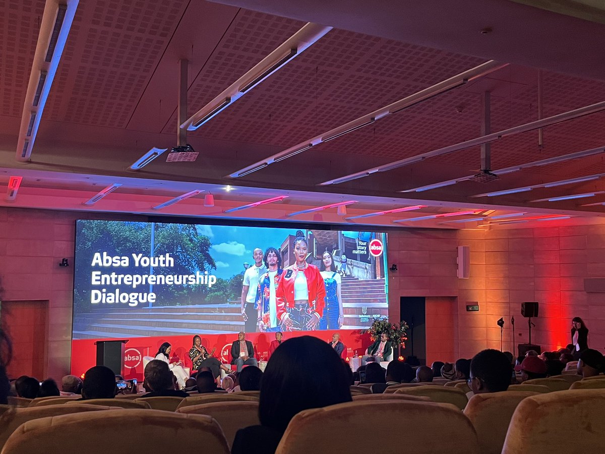 data_innovators's tweet image. A superb event  @AbsaSouthAfrica 🙌🏾#YouthUnemployment is a critical issue in S.A. and we need to prioritise embedding #entrepreneurship in the #education curriculum through knowledge sharing and creating access to market through partnership.