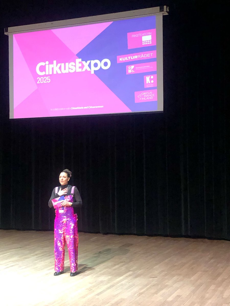 🔴✨ Així de contentes han estat l’Alba Sarraute i la Cristina Cazorla a #cirkusmania &amp; #Cirkusexpo d’Stockholm! 🎭🌍
Teixint nous vincles, empoderant xarxes i obrint horitzons amb propostes artístiques que fan vibrar! 🚀💡

Moltes gràcies per tot i per acollir-nos tan bé! 💛🙏