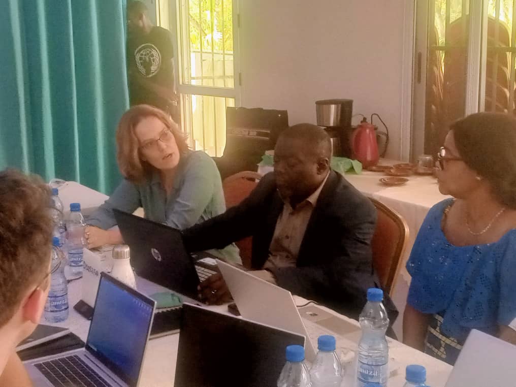 La 2nd journée du  séminaire 🇫🇷🇬🇦s’est déroulée au Cap Caravane d’Akanda au  Gabon. L’équipe a pu avancer dans l’organisation de la prochaine réunion  du Conseil Directeur et les évènements phares de l’année 2025 du PFBC.