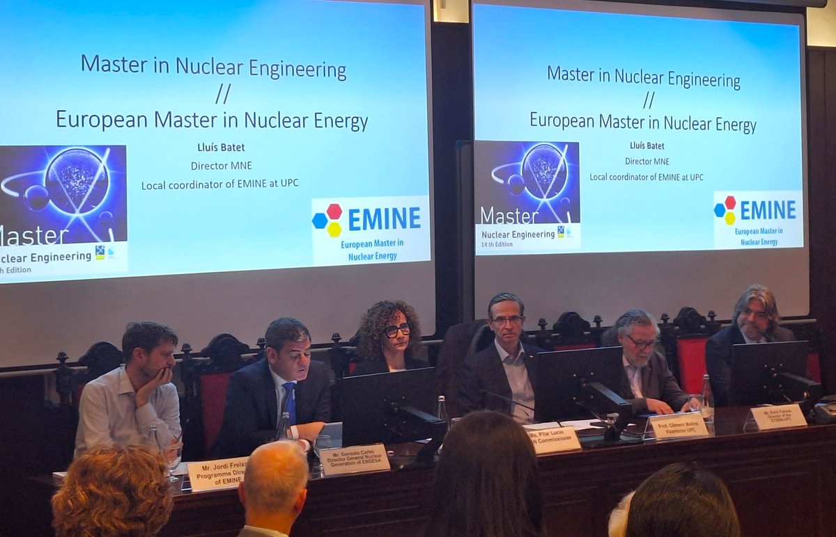 🎖️El #CSN entrega el Premio Cátedra Argos 2025 al mejor expediente del Máster en Ingeniería Nuclear de la @UPC. Asimismo, la consejera Pilar Lucio ha presidido la comisión de seguimiento de esta cátedra en la que se han revisado todas sus actividades.

🔗csn.es/noticias-csn/2…