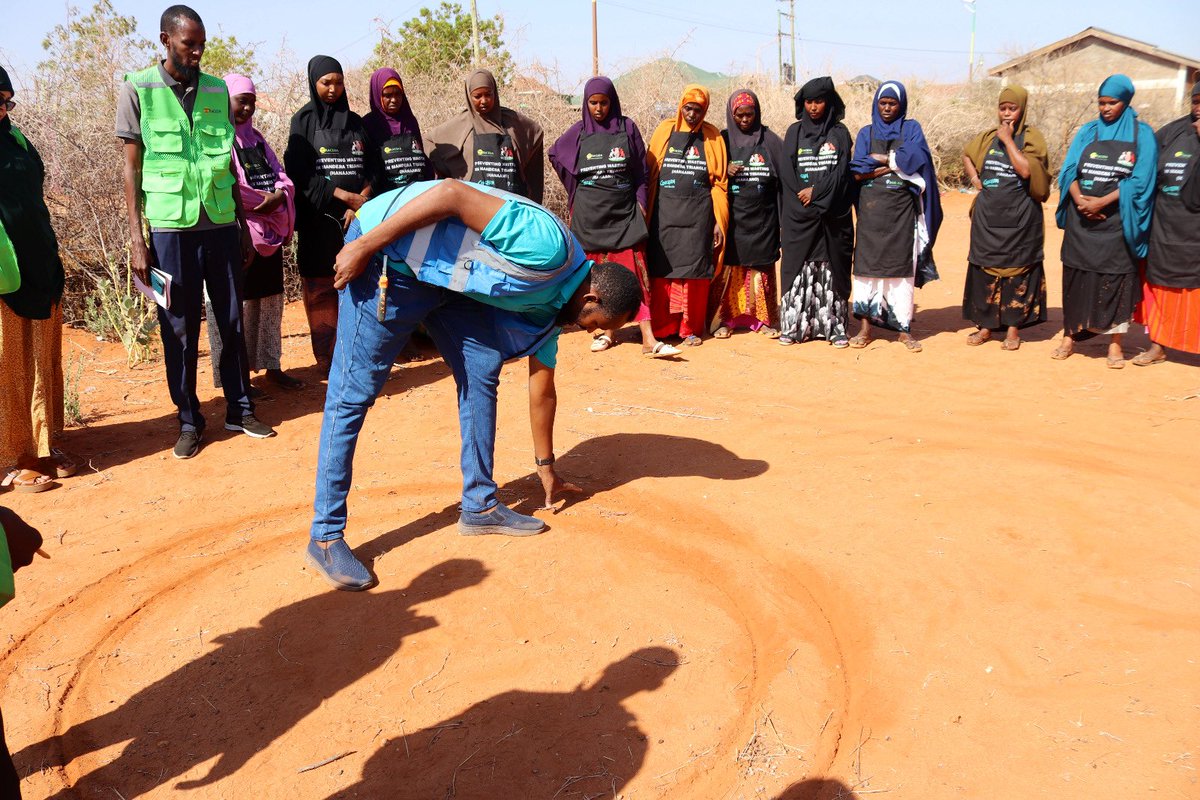 RACIDA_Ngo's tweet image. 🚀 Empowering Communities through Market-Based Approaches to Fuel-Efficient Stoves (FES)!

RACIDA in collaboration with @Concern and funded by @Irish_Aid through the #HanaanoProgramme, has kicked off the first phase of a training program for 33 participants from Mother-to-Mother…
