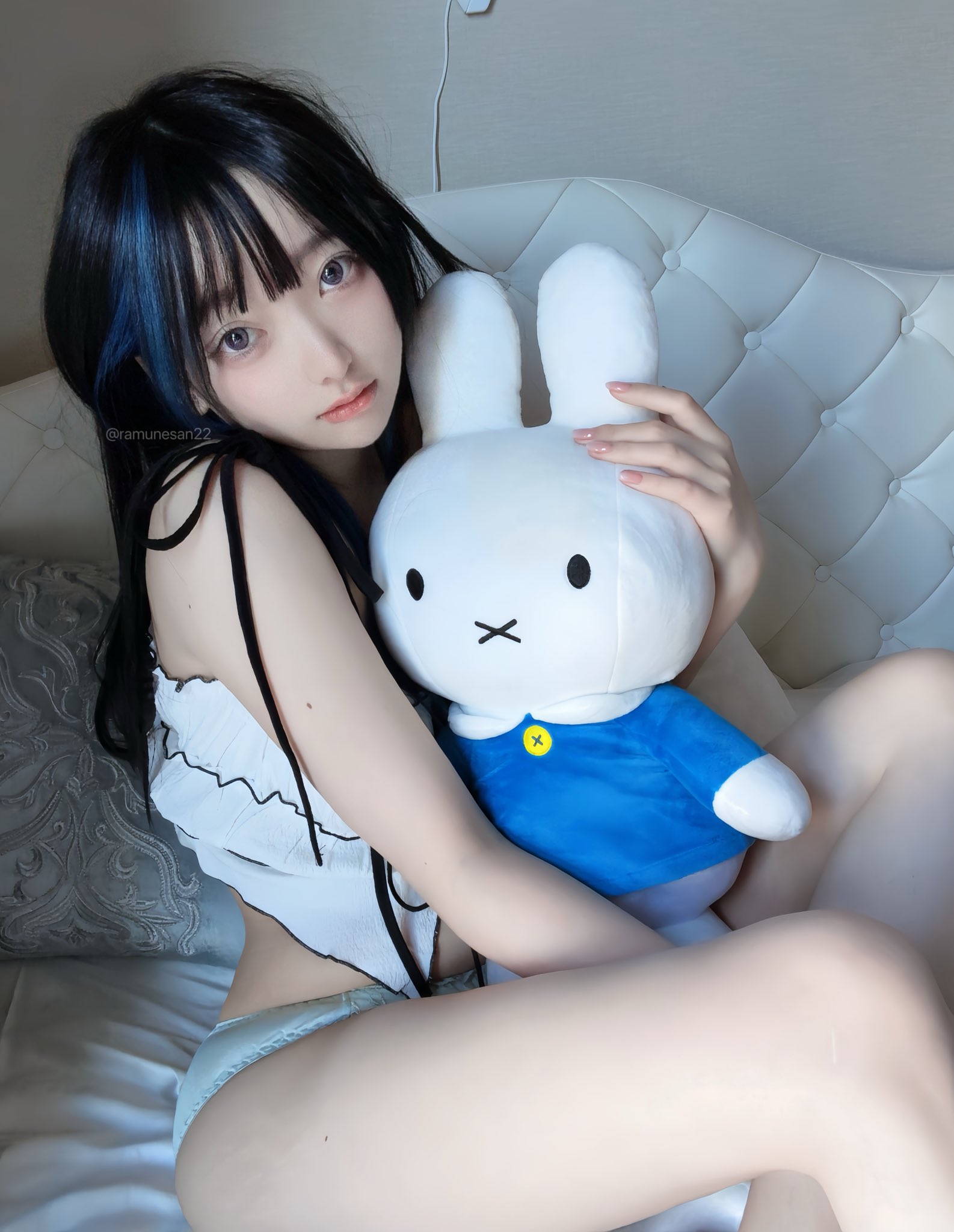 寝起きの彼女が現れた！どうする？｜チャットレディ らむねエロ画像まとめ（ramunesan22）